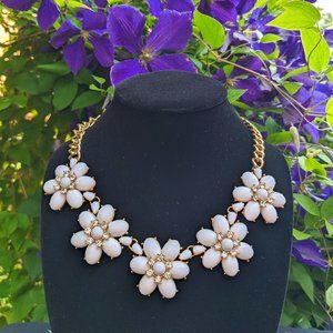Vintage White Flowers & Rhinestones in Gold Settings Statement Necklace